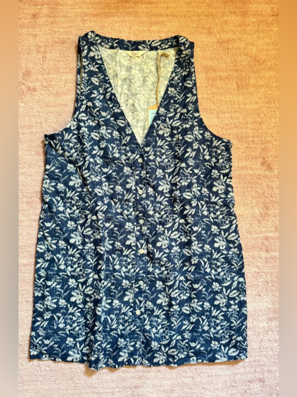 Faherty Navy Floral V-Neck Button-Front Camisole